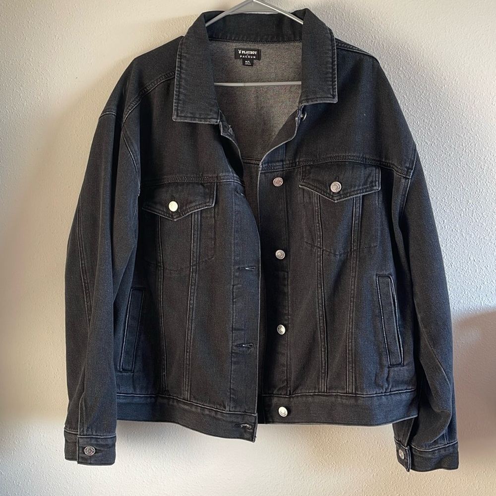 Limited Edition Vintage Playboy by Pacsun M/L Dark Denim Wash Trucker Jacket